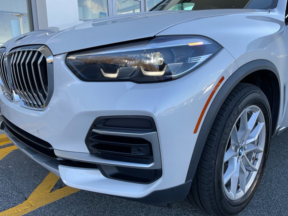 Used 2022 BMW X5 xDrive40i w/ Premium Package AWD/4WD image 26