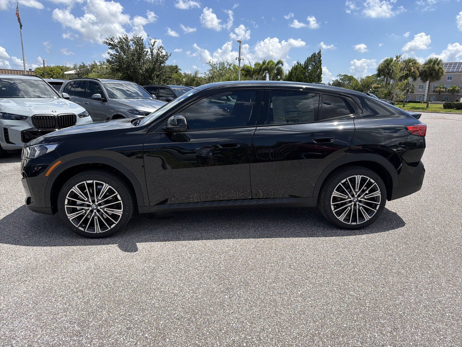 New 2026 BMW X2 xDrive28i w/ Technology Package AWD/4WD image 11