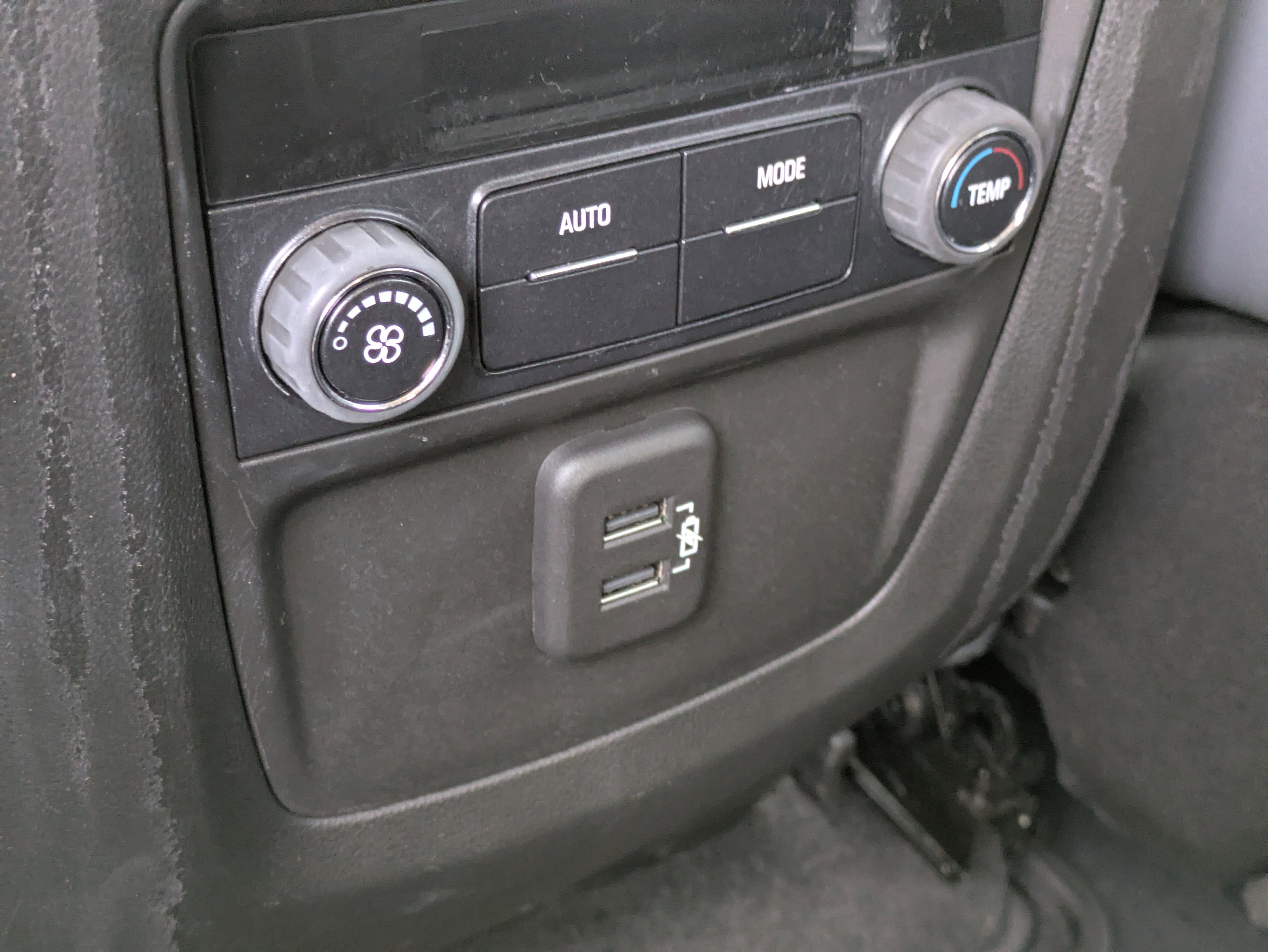 Used 2020 Buick Enclave Essence w/ Sport Touring Edition image 16