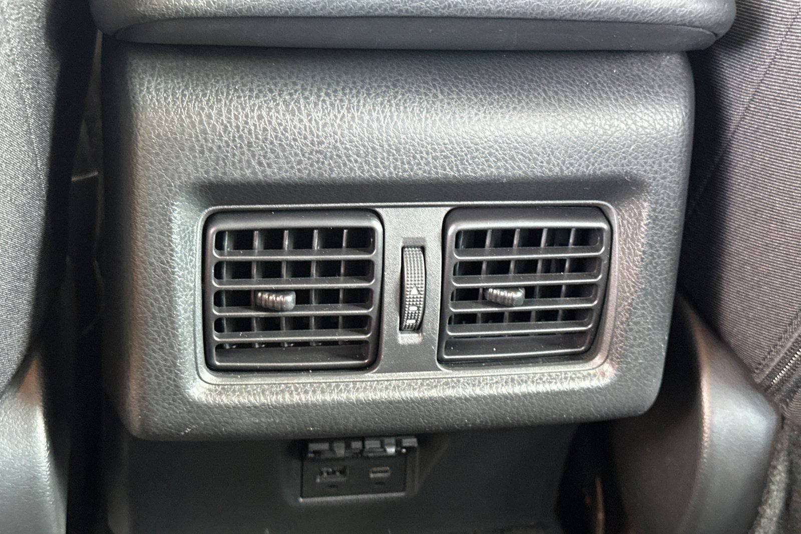 Certified 2025 Toyota Camry LE AWD/4WD image 16
