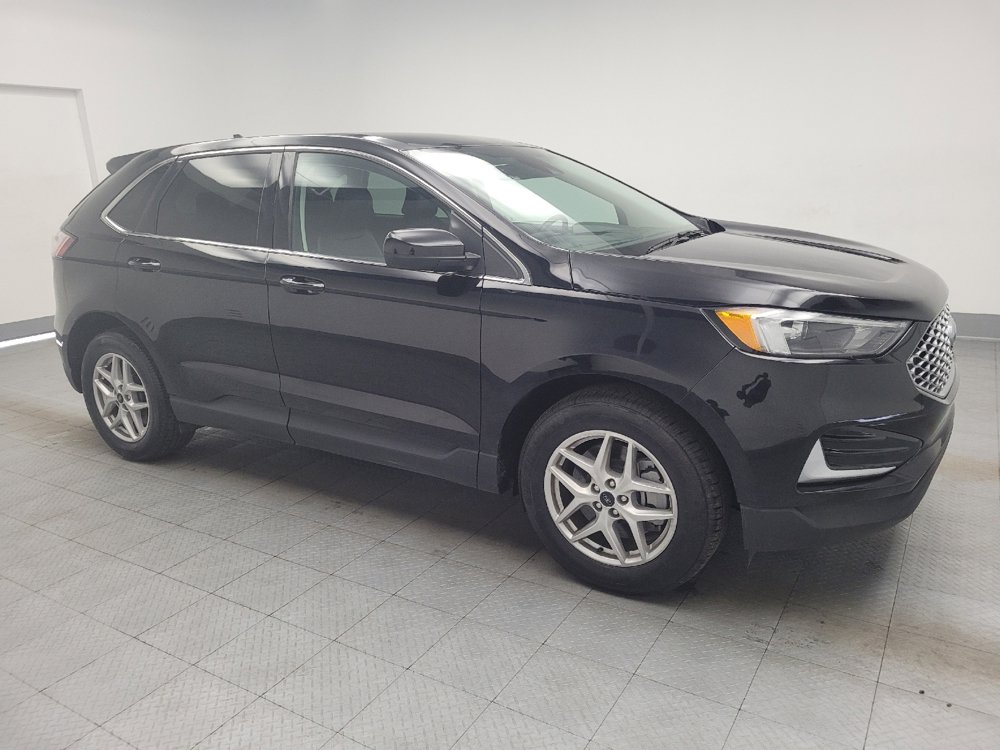 Used 2024 Ford Edge SEL image 11