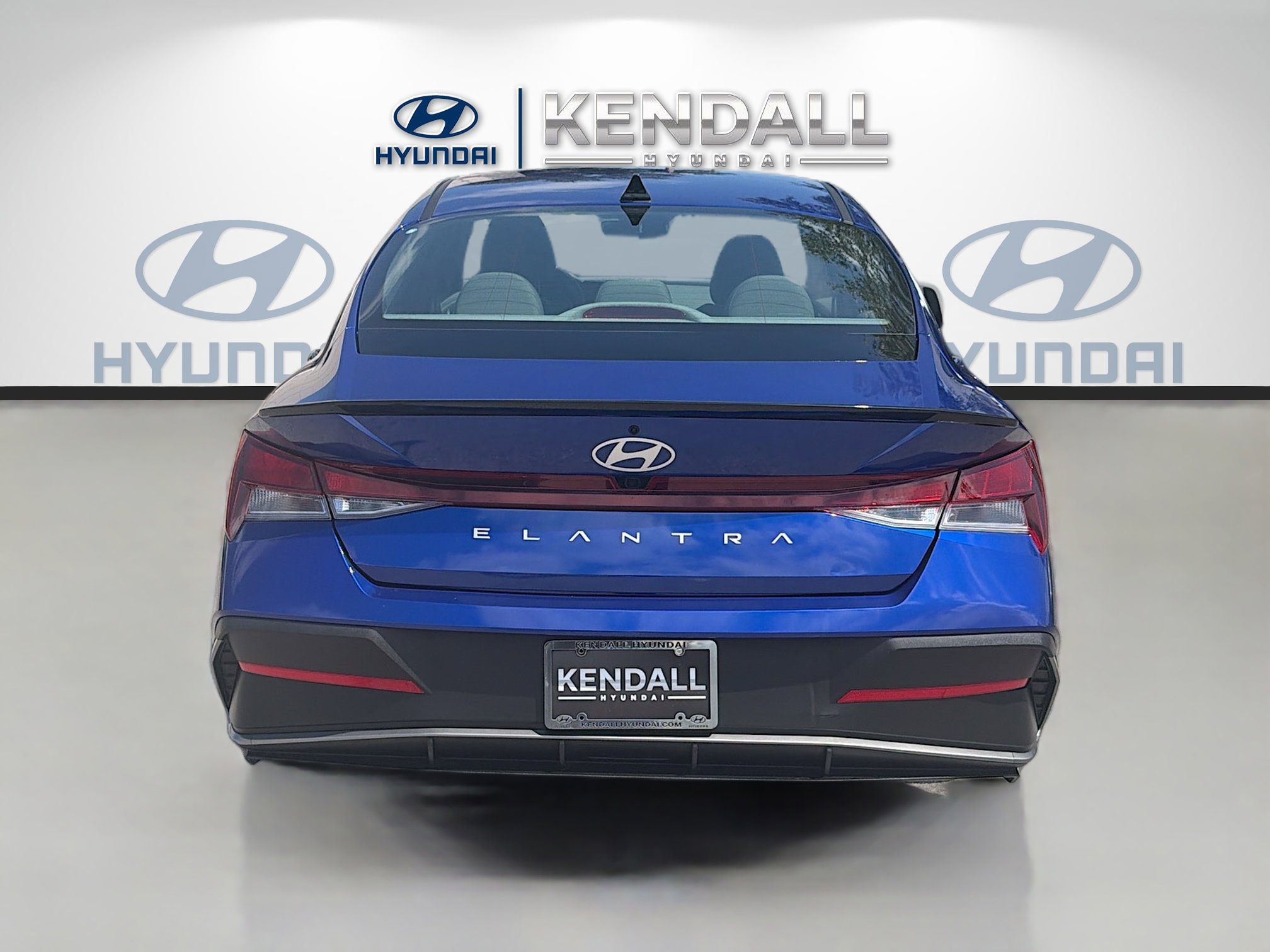 Used 2025 Hyundai Elantra Sport FWD image 5