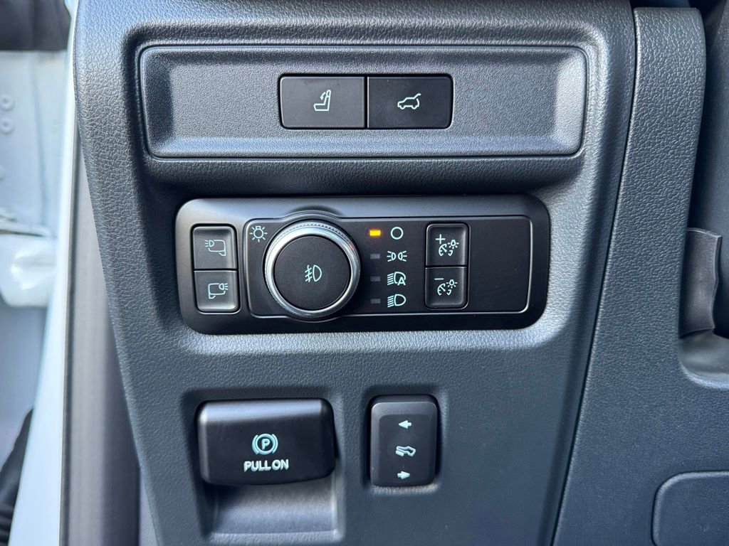 Used 2022 Ford Expedition Platinum image 17