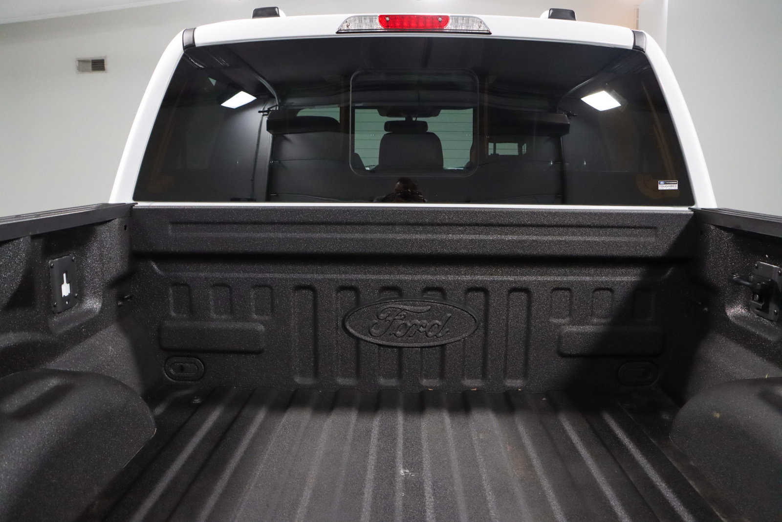 Used 2023 Ford F150 Lariat w/ Equipment Group 502A High AWD/4WD image 32