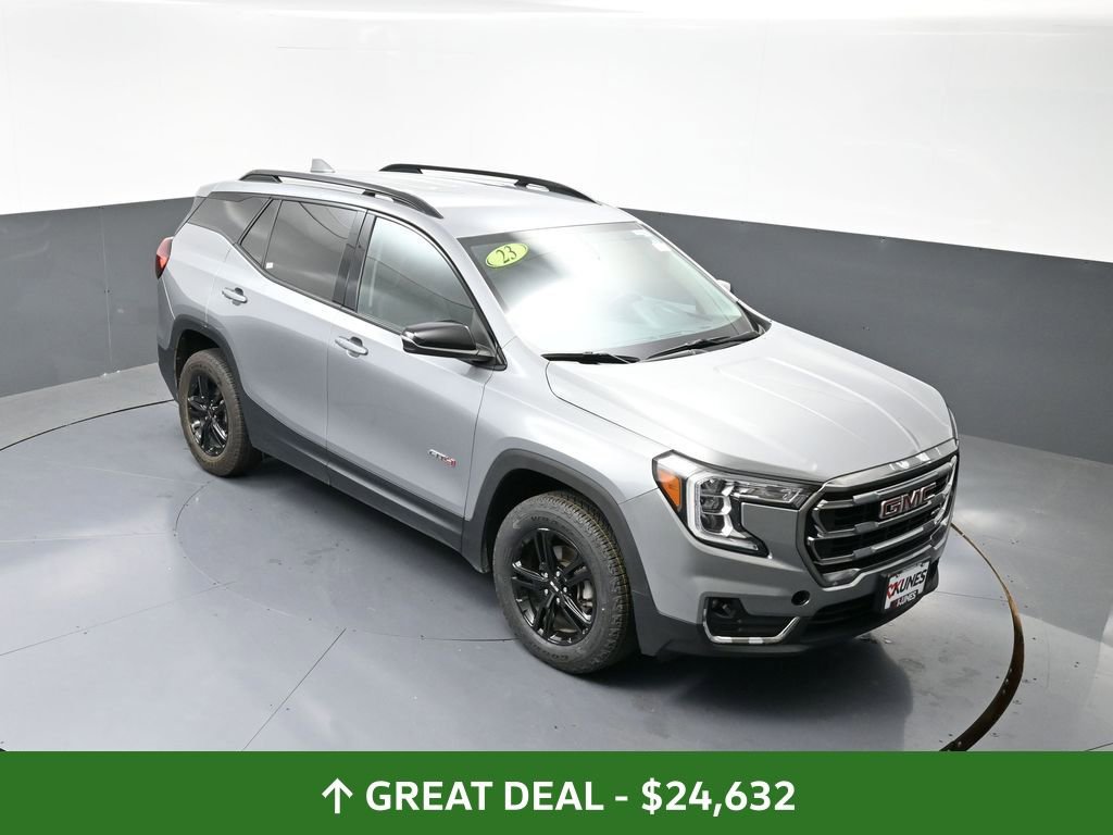 Used 2023 GMC Terrain AT4 image 46