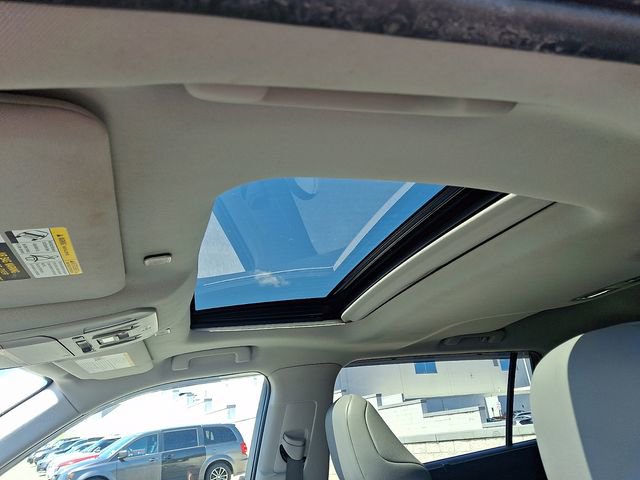 Used 2023 Toyota Highlander XLE image 15