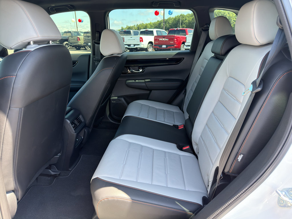 Used 2026 Honda CR-V Sport Touring image 28