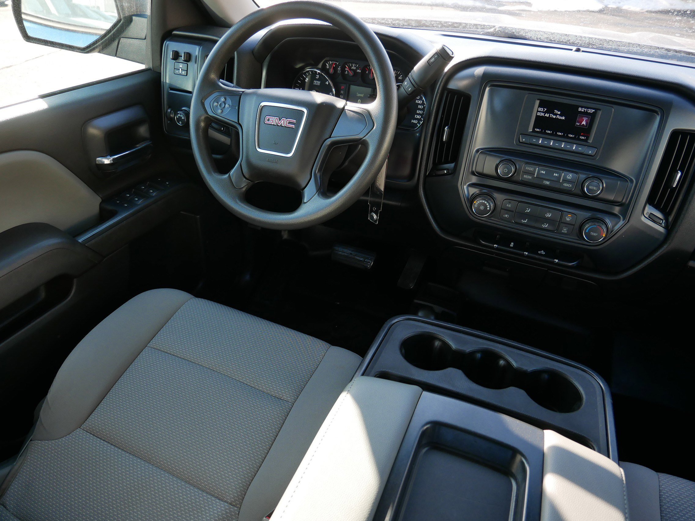 Used 2017 GMC Sierra 1500 4x4 Double Cab image 9