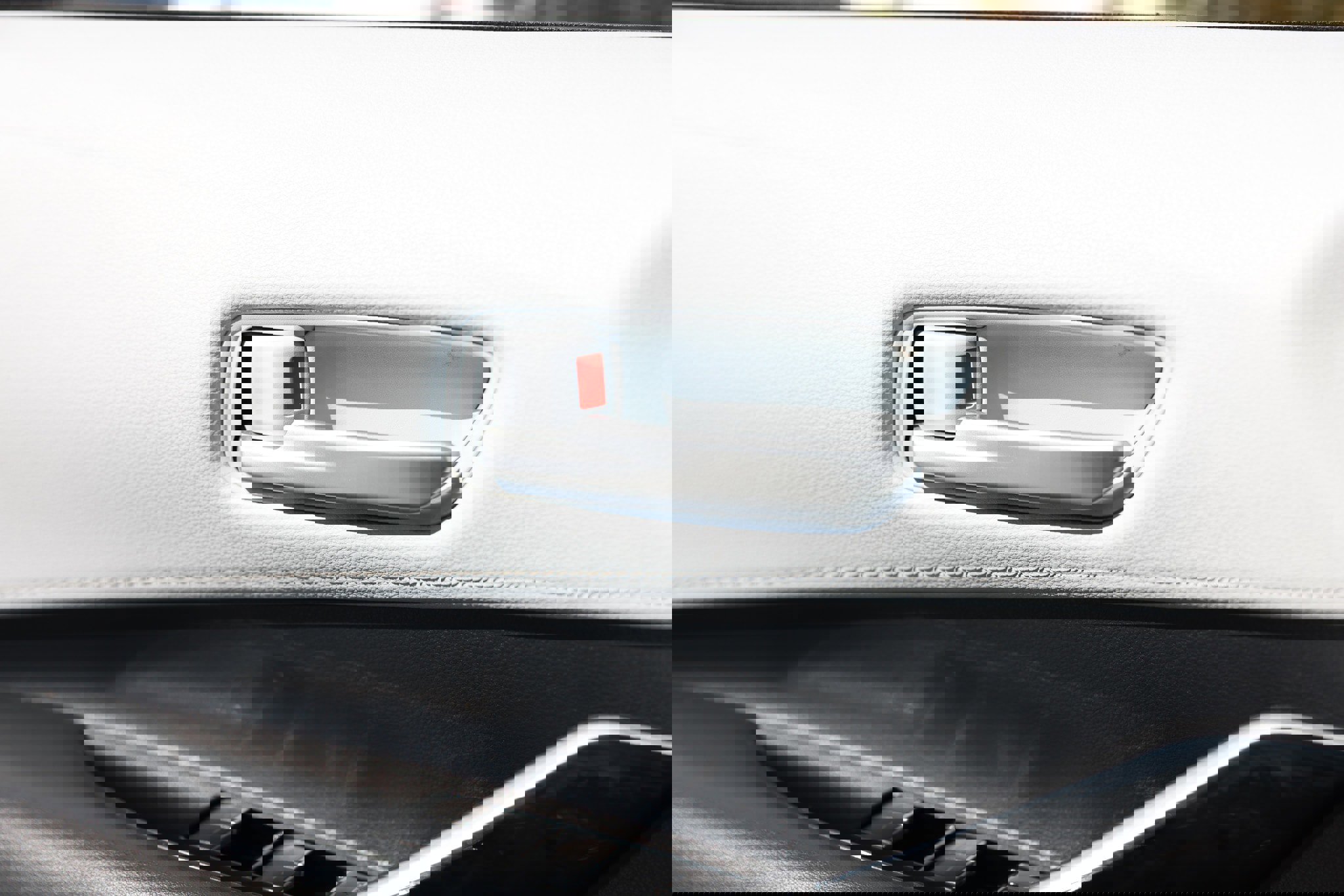 Used 2021 Toyota Corolla XSE image 49