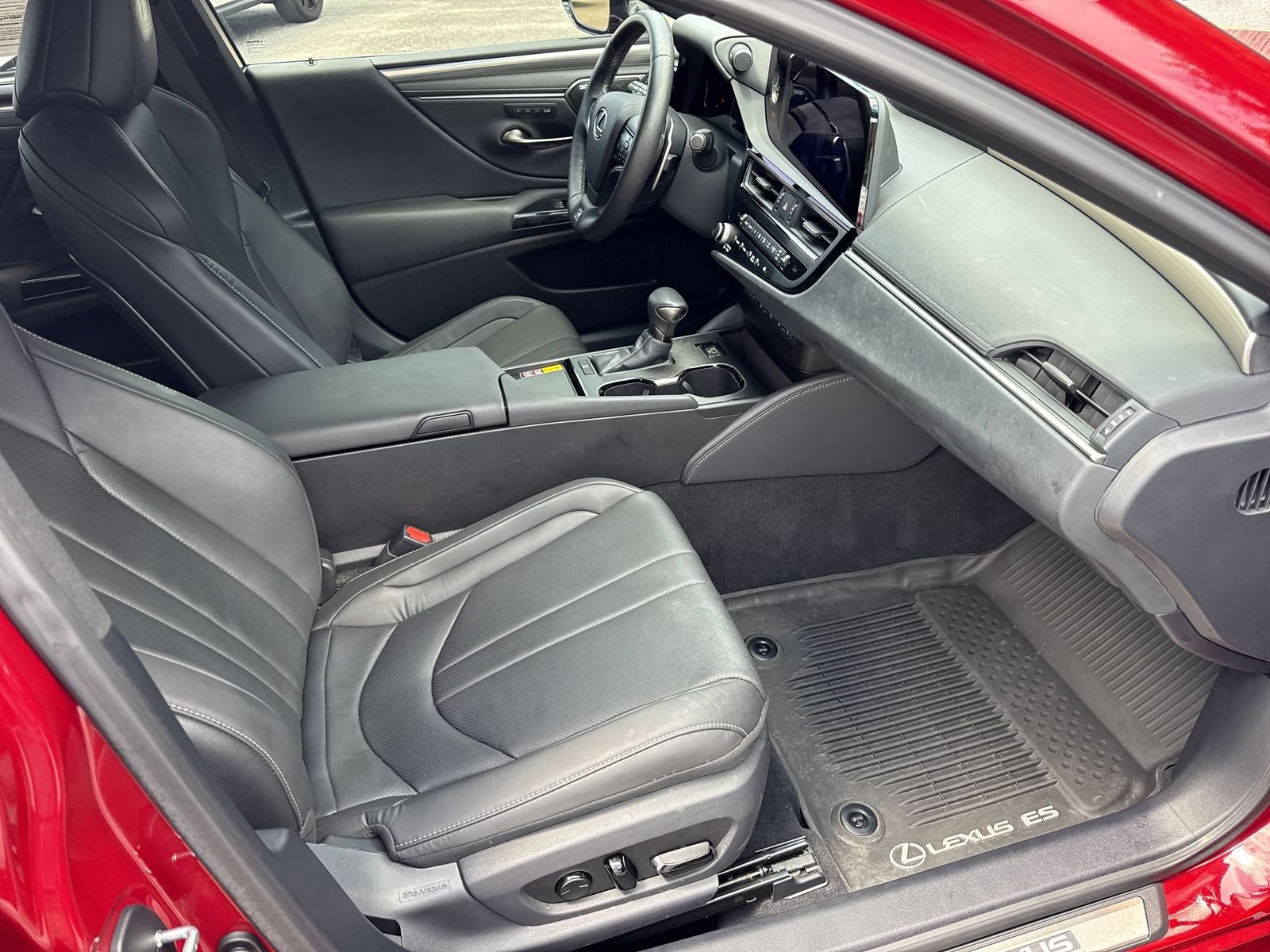 Used 2024 Lexus ES 350 F Sport w/ Accessory Package (Z2) FWD image 40
