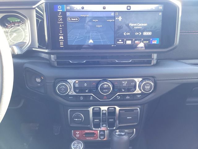 Used 2025 Jeep Wrangler Unlimited Rubicon image 10