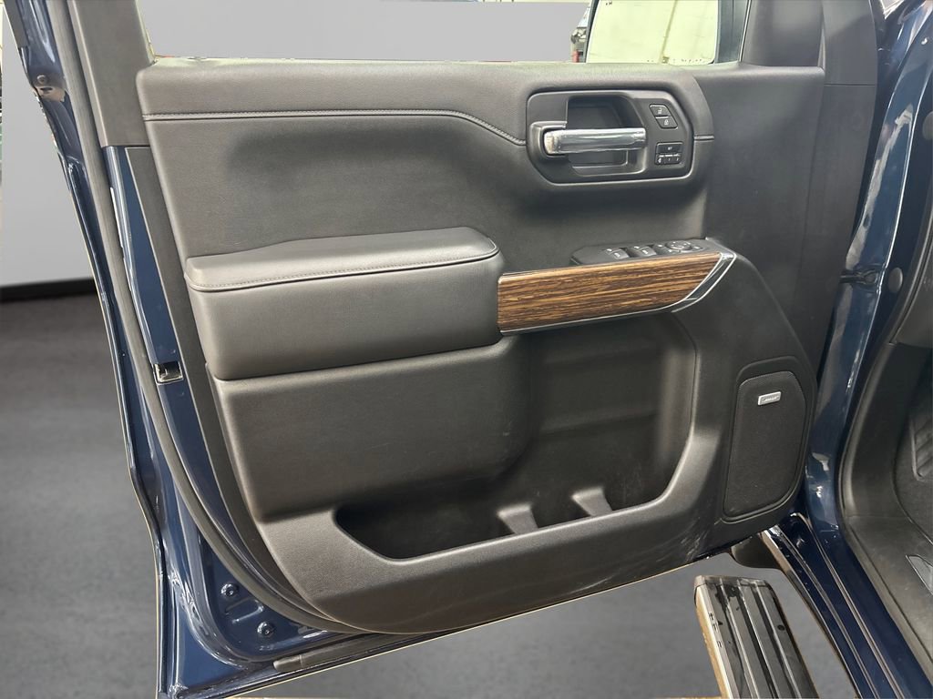 Used 2021 Chevrolet Silverado 1500 High Country image 26