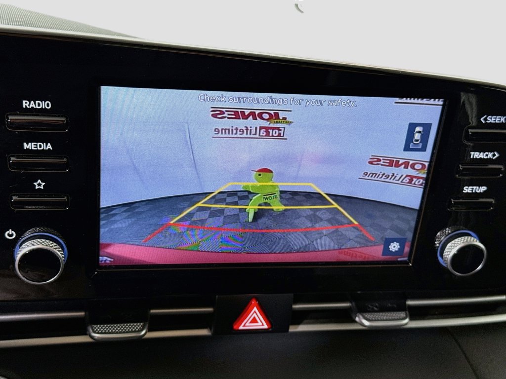 Used 2021 Hyundai Elantra SEL w/ Convenience + Premium Package FWD image 5