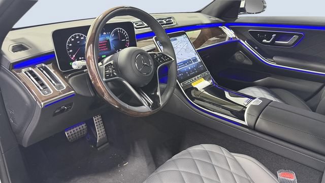 New 2026 Mercedes-Benz S 580e 4MATIC Sedan image 6