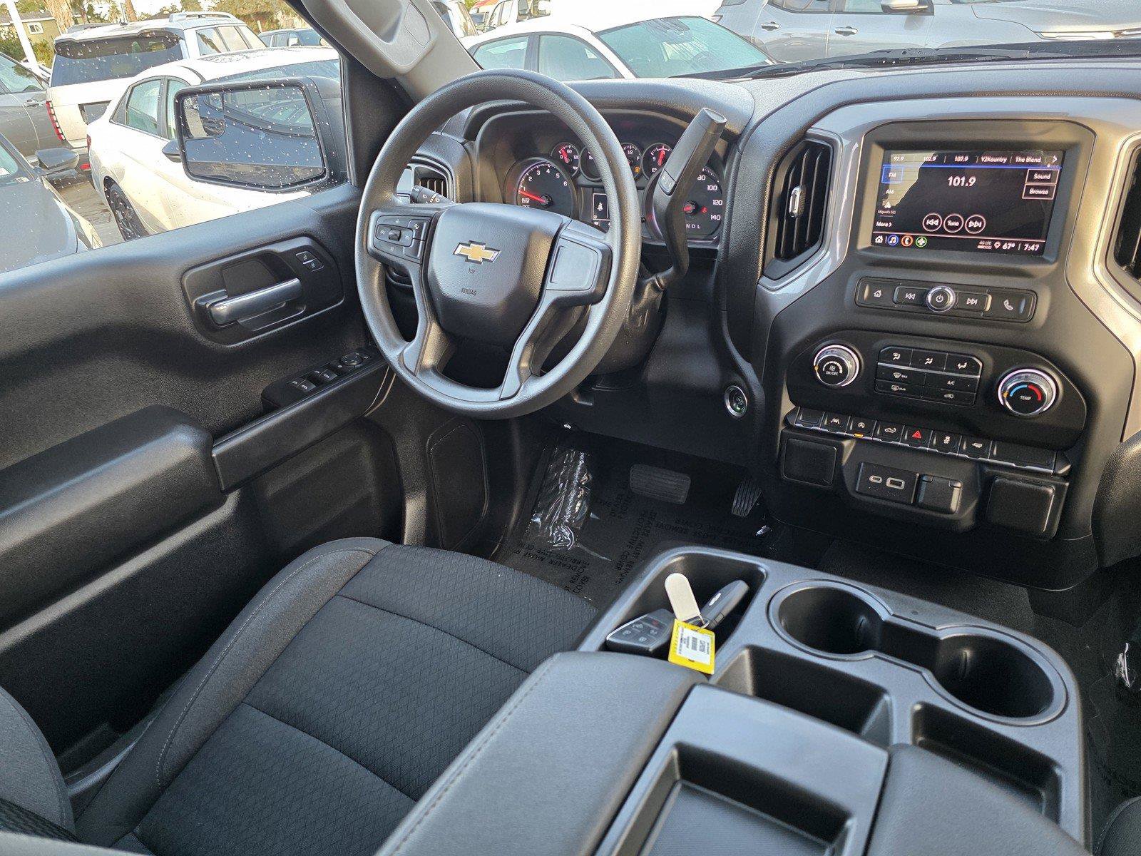 Used 2023 Chevrolet Silverado 1500 Custom RWD image 18