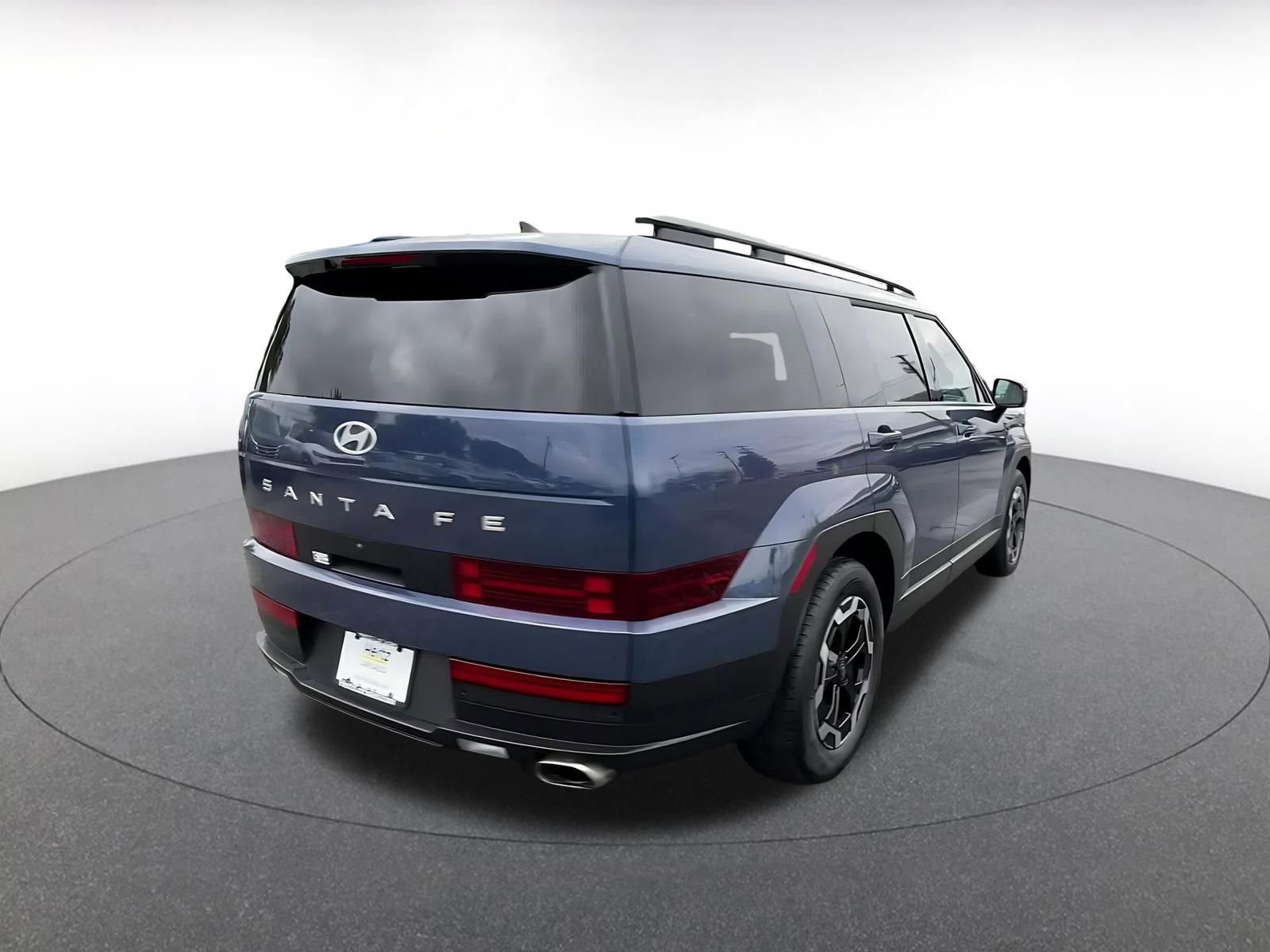 Used 2025 Hyundai Santa Fe SEL image 14