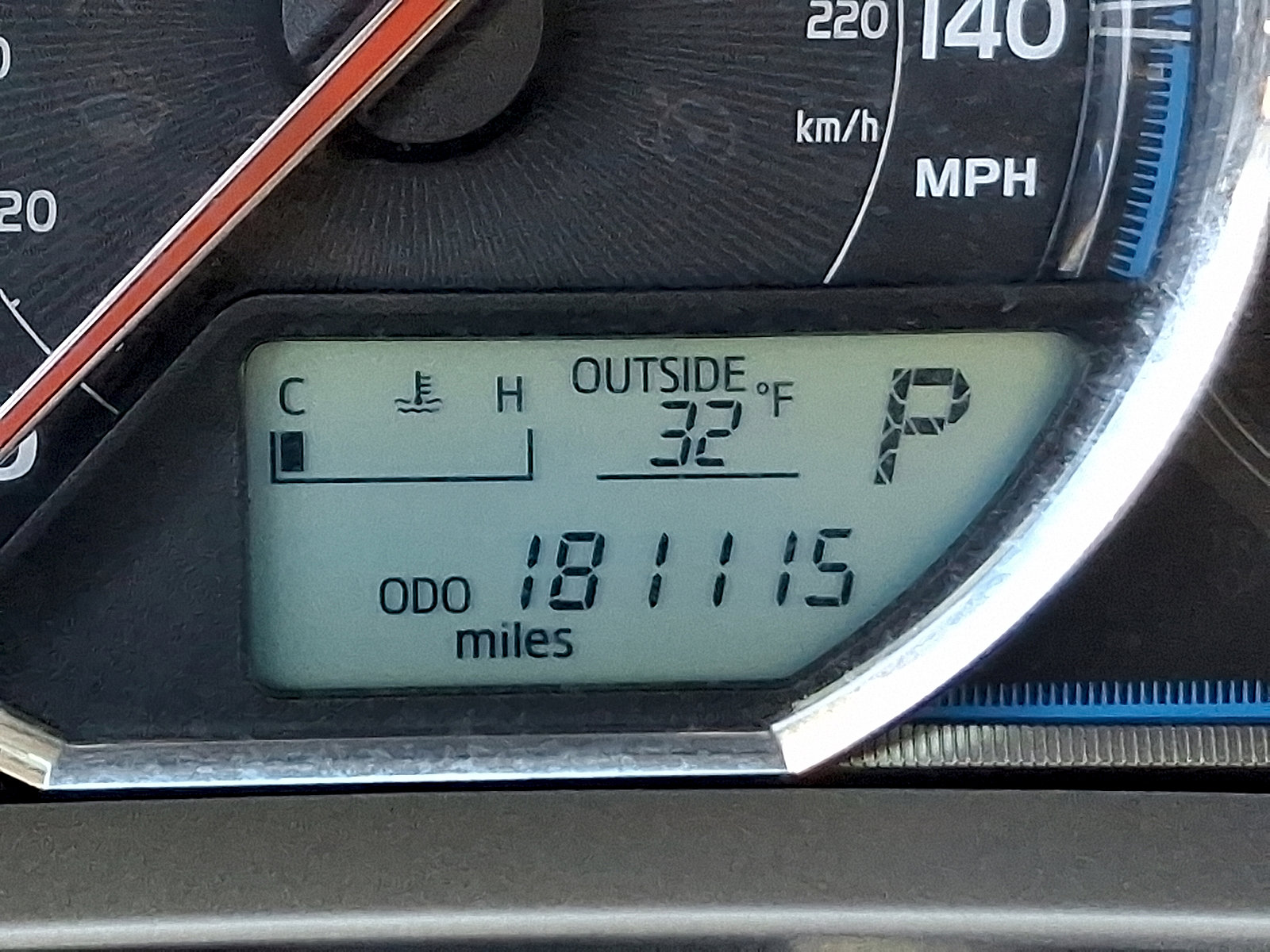 Used 2015 Toyota RAV4 Limited image 21