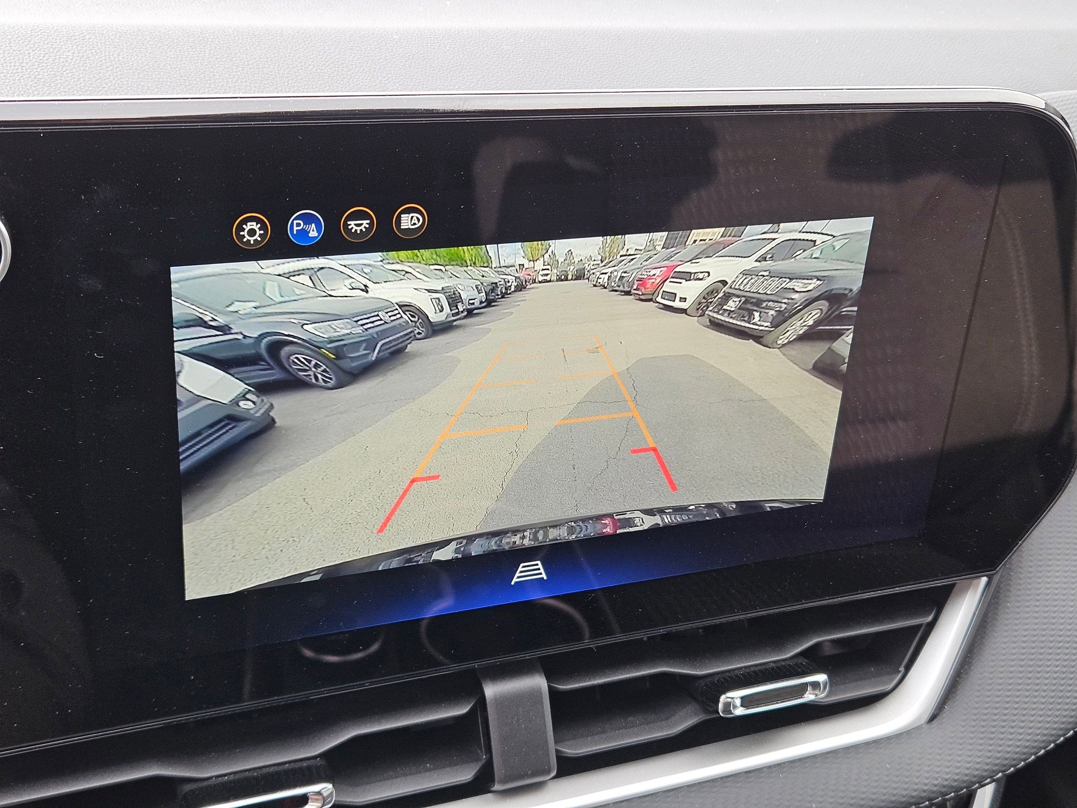Used 2026 Chevrolet Equinox LT AWD/4WD image 26
