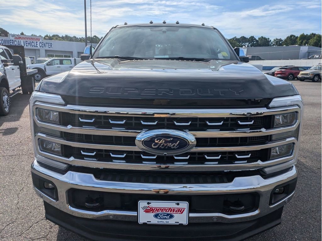 New 2025 Ford F250 Lariat w/ Lariat Ultimate Package image 3