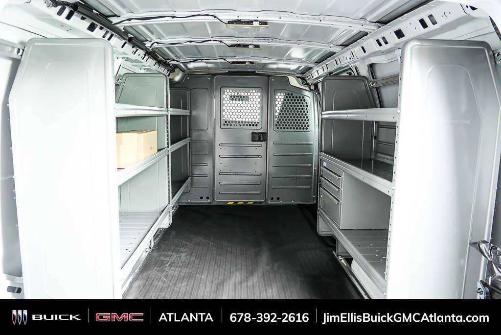 New 2025 GMC Savana 2500 w/ Driver Convenience Package RWD image 26