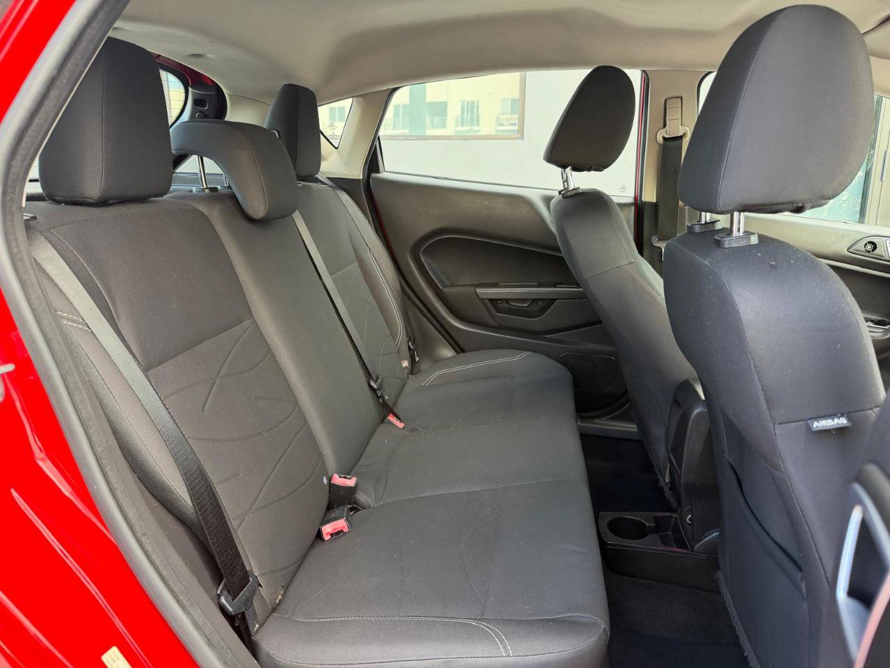 Used 2015 Ford Fiesta SE FWD image 13