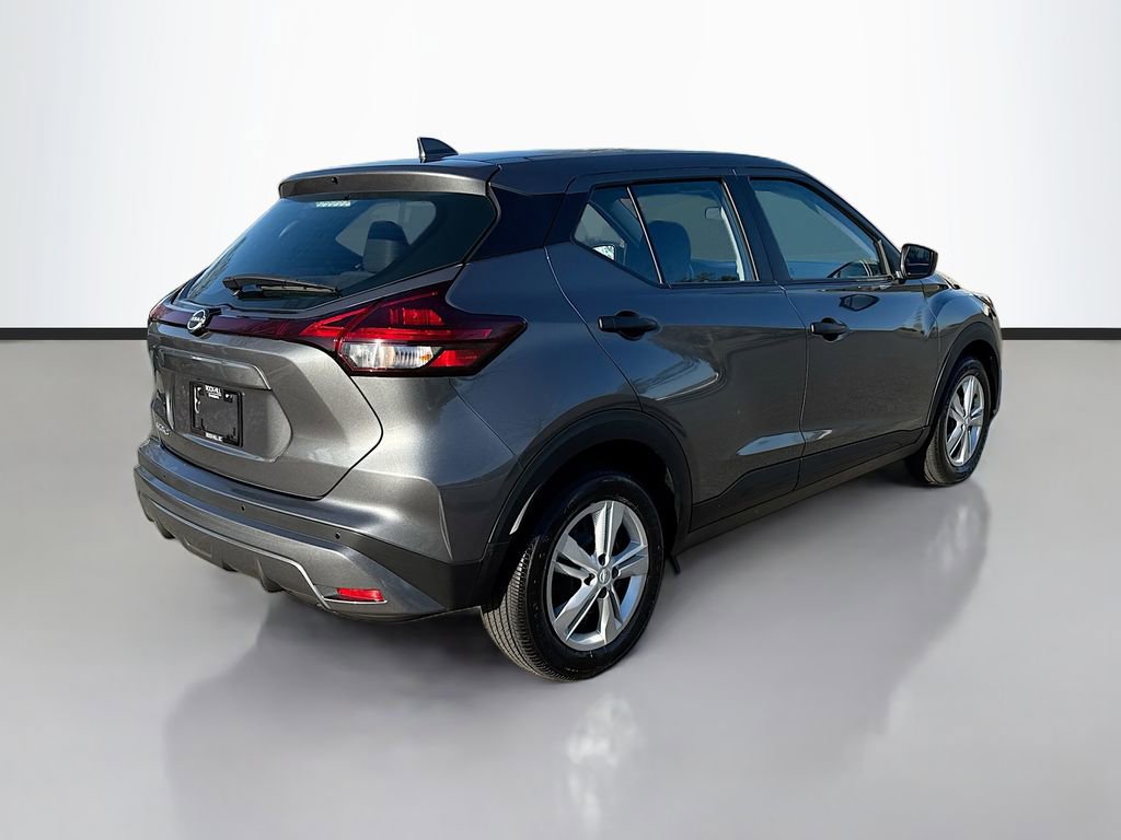 Used 2024 Nissan Kicks S image 8
