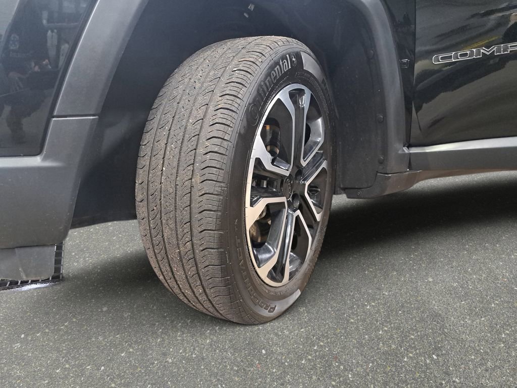 Certified 2022 Jeep Compass Limited AWD/4WD image 30