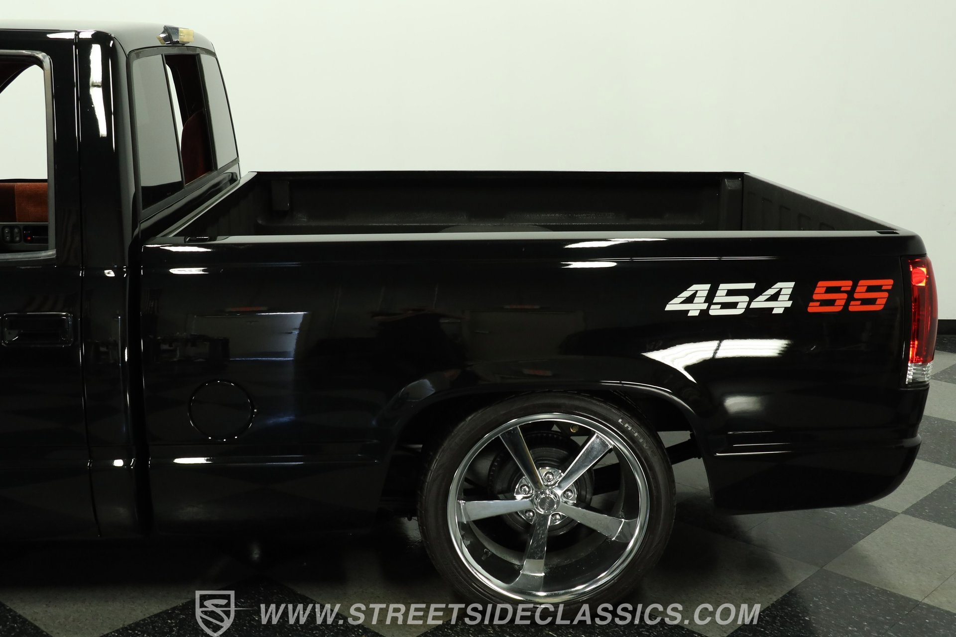 Used 1990 Chevrolet Silverado 1500 454 SS image 24