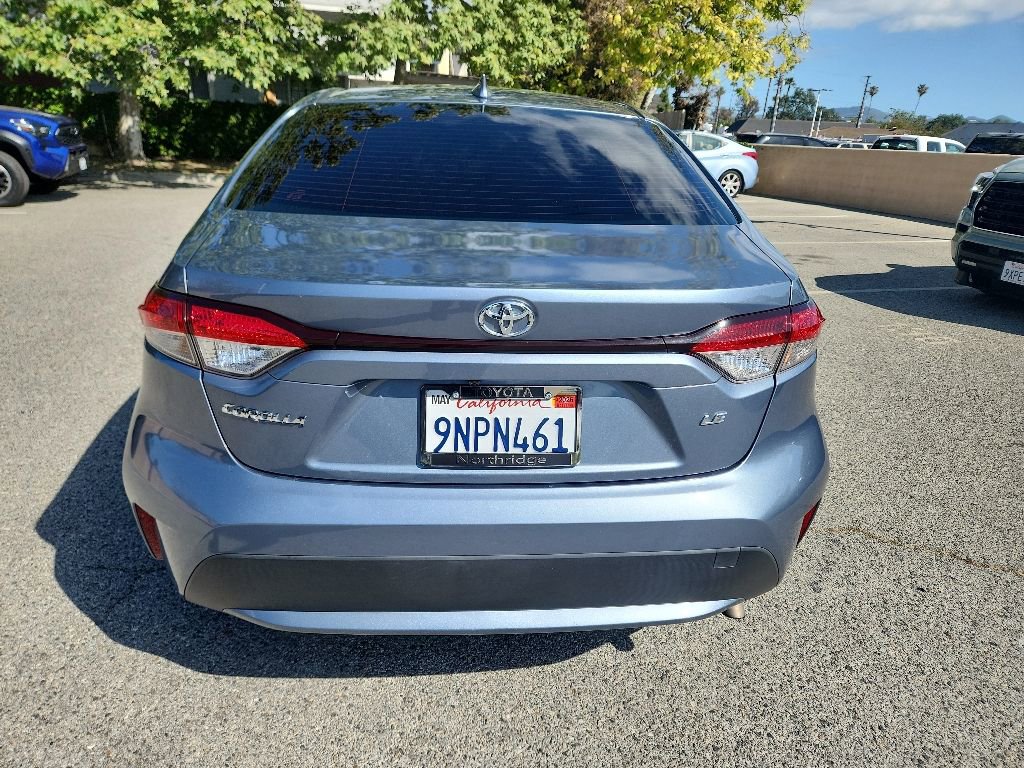 Used 2021 Toyota Corolla LE w/ Carpet Mat Package (TMS) FWD image 4