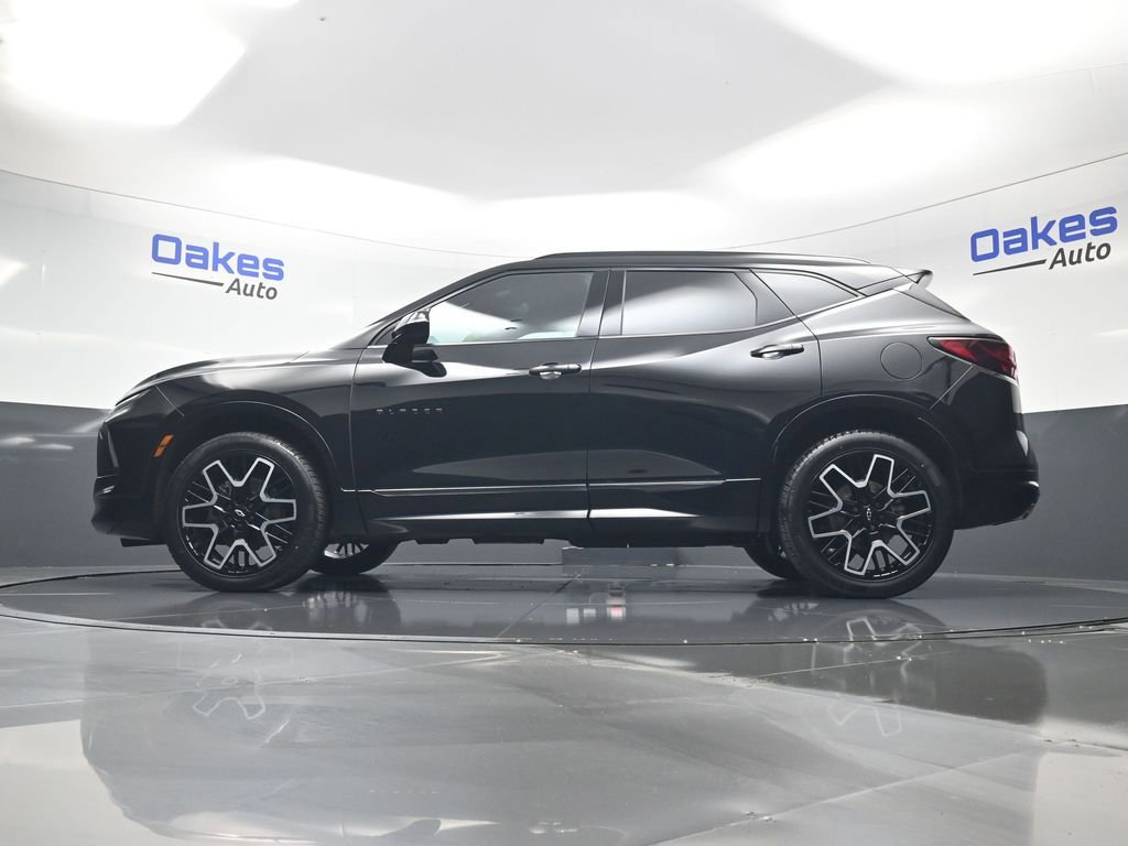 Used 2023 Chevrolet Blazer RS w/ Enhanced Convenience Package image 41