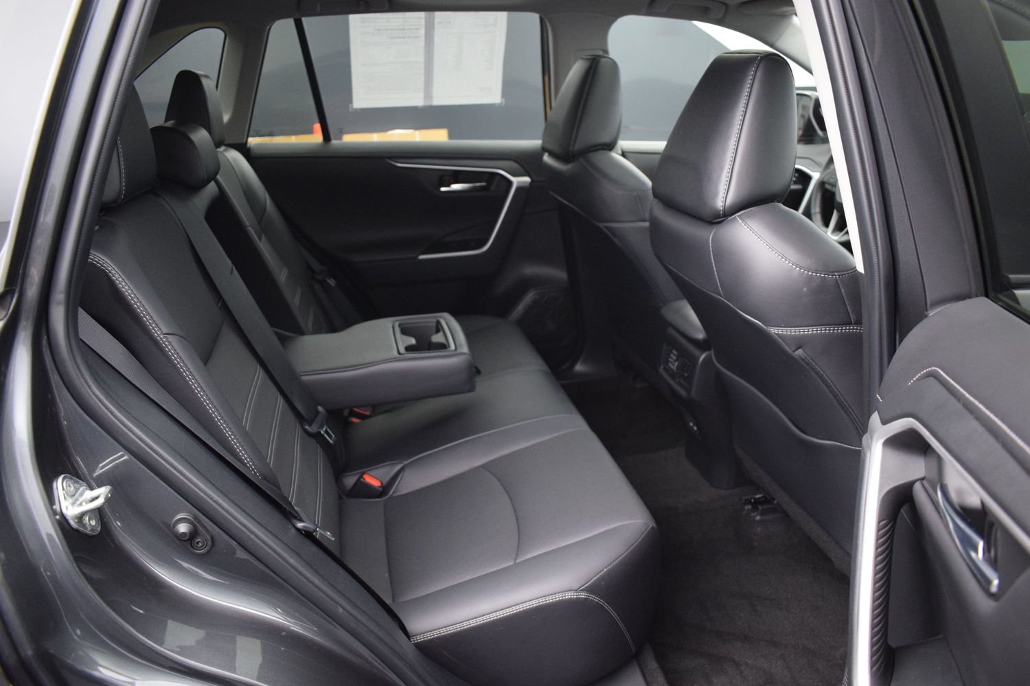 Used 2023 Toyota RAV4 Limited w/ Limited Grade Weather Package AWD/4WD image 11
