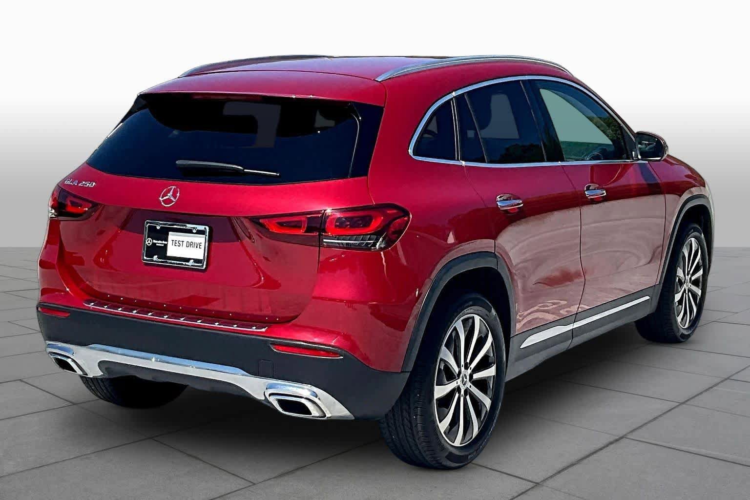 Used 2022 Mercedes-Benz GLA 250 image 12