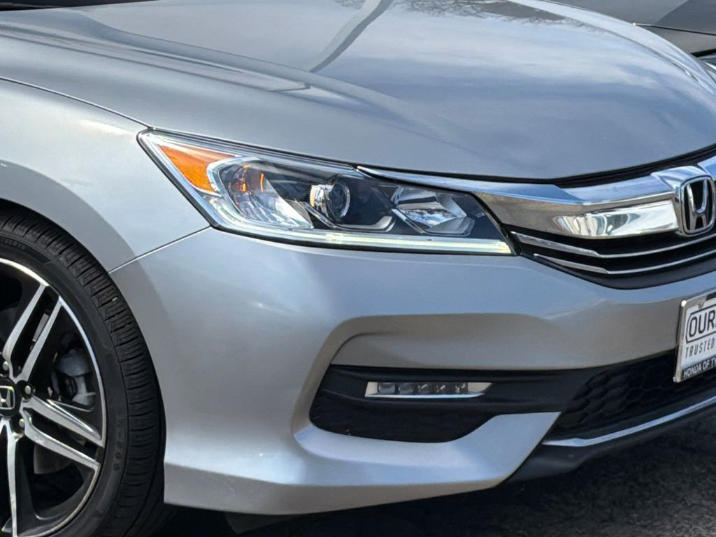 Used 2017 Honda Accord Sport Special Edition image 5