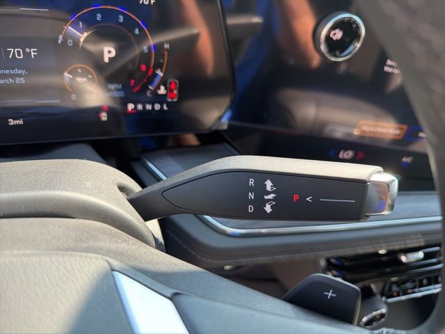 New 2026 Chevrolet Suburban LS image 24