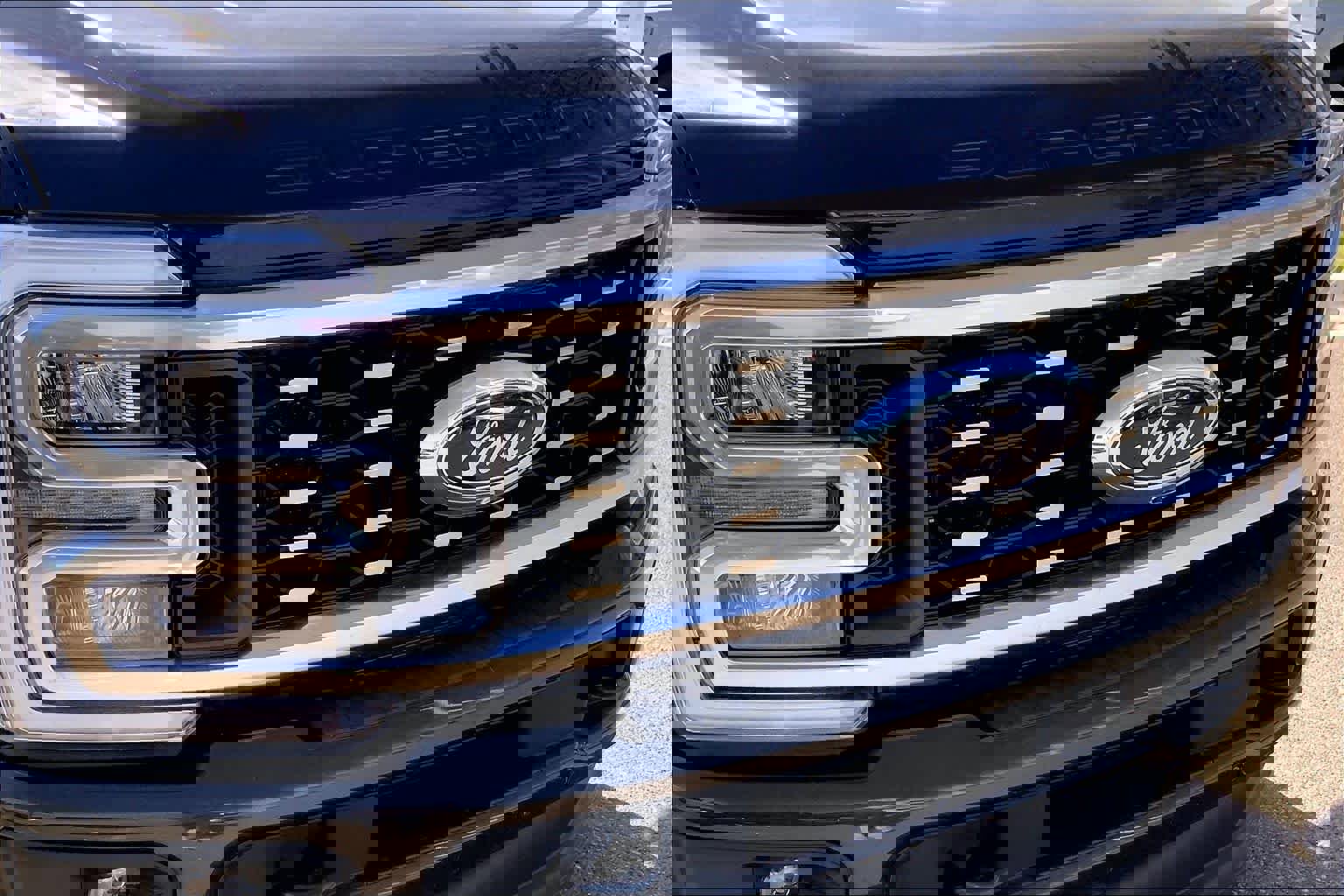 Certified 2025 Ford F450 King Ranch w/ FX4 Off-Road Package AWD/4WD image 30