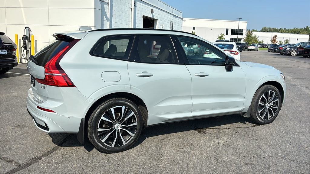 Certified 2025 Volvo XC60 B5 Ultra AWD/4WD image 27