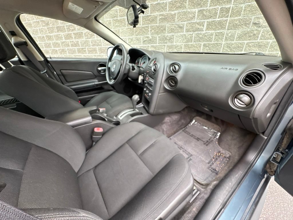 Used 2006 Pontiac Grand Prix w/ Security Package FWD image 24