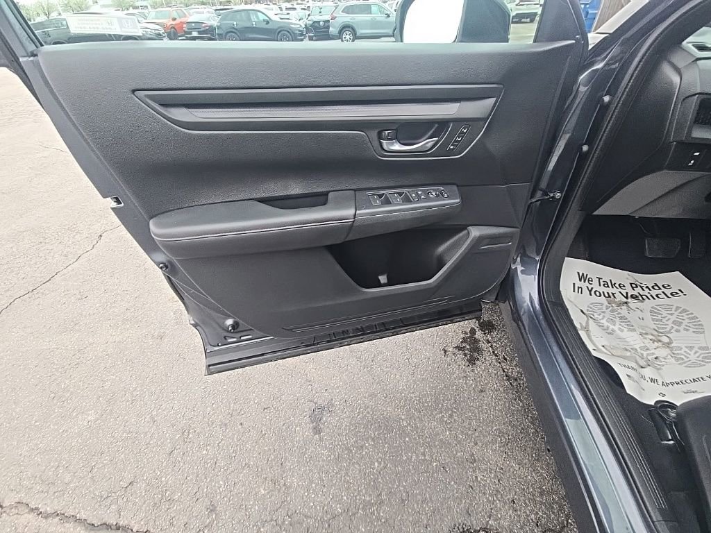 Used 2025 Honda CR-V Sport-L image 11