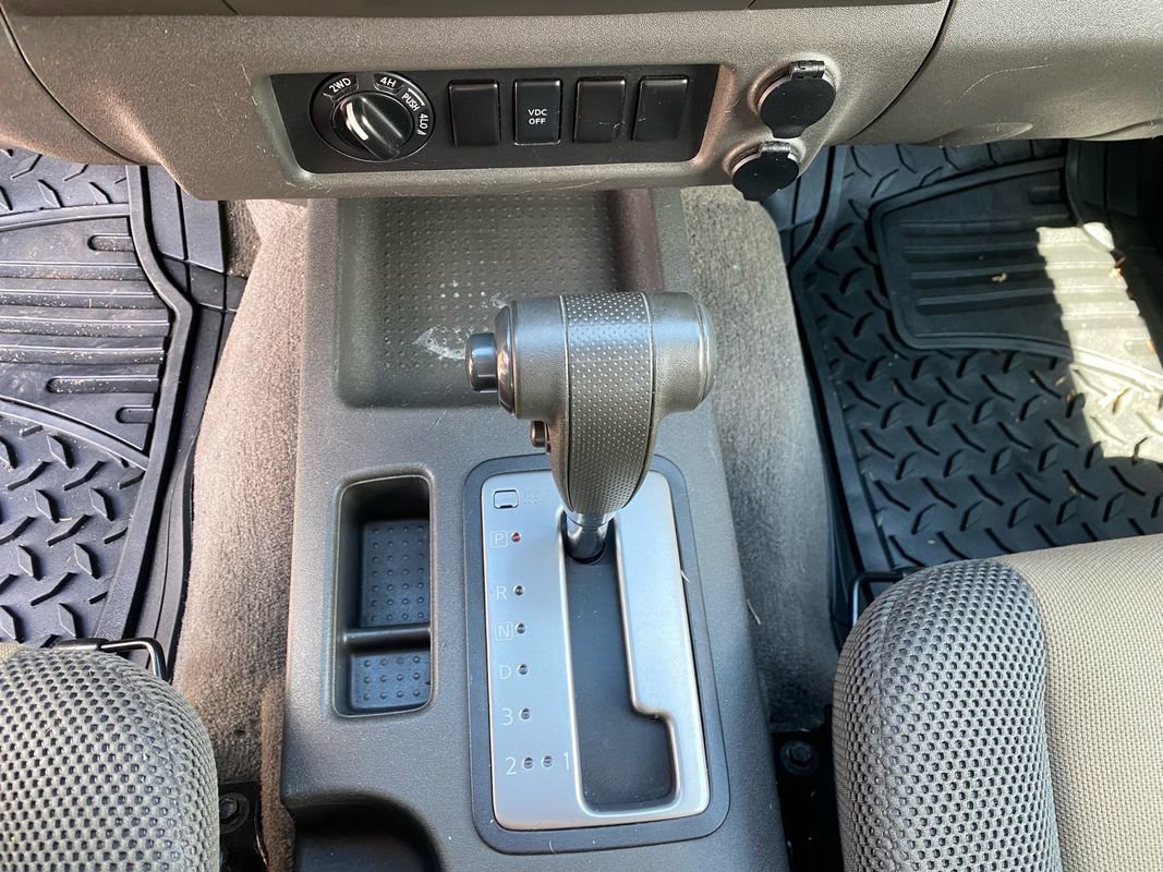 Used 2006 Nissan Xterra S AWD/4WD image 17