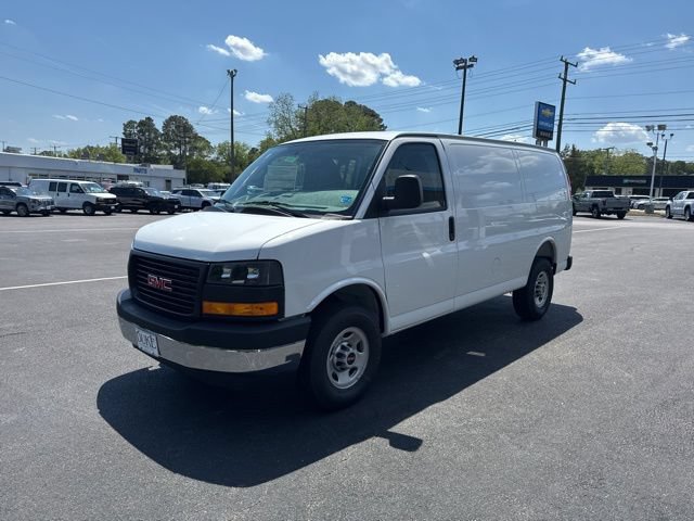 New 2026 GMC Savana 2500 w/ Driver Convenience Package RWD image 10