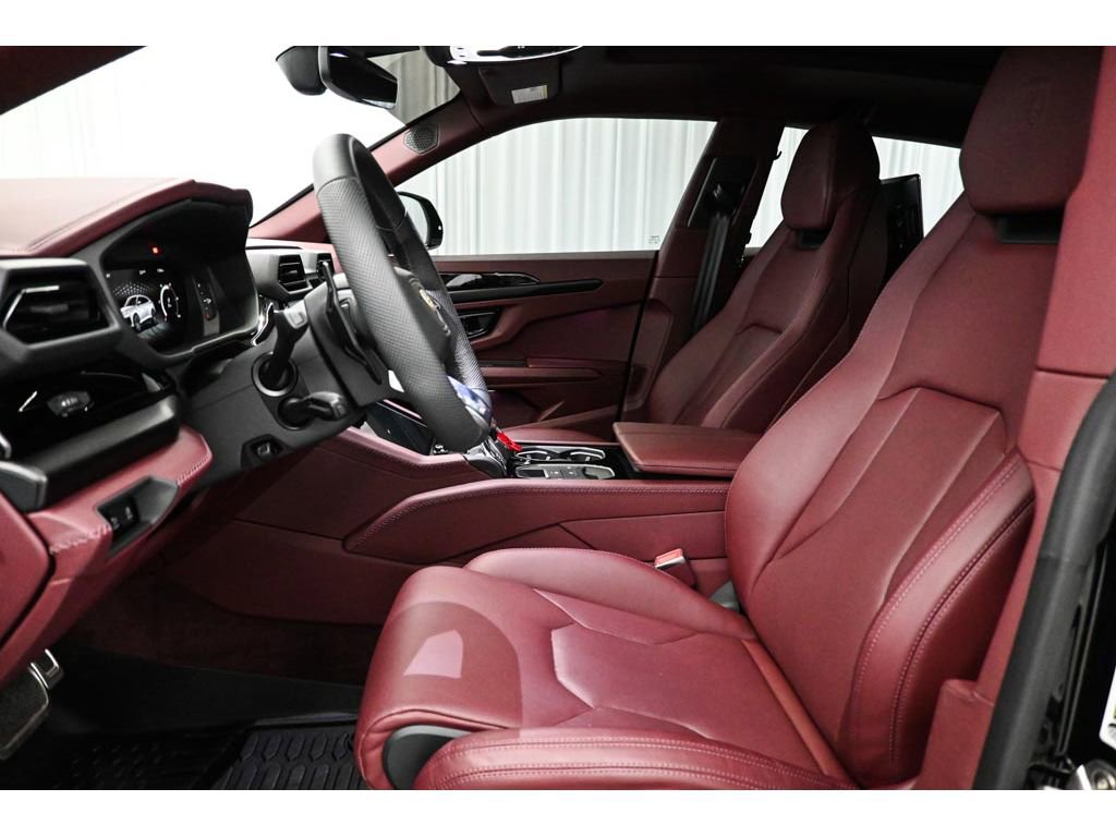 Used 2025 Lamborghini Urus SE image 17
