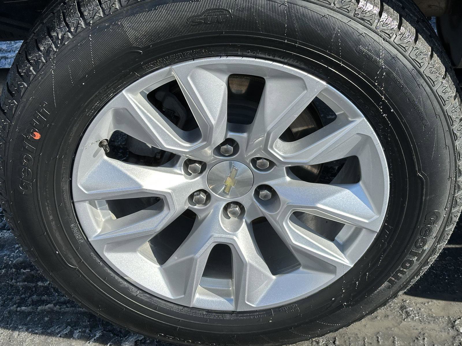 Used 2021 Chevrolet Silverado 1500 Custom image 10