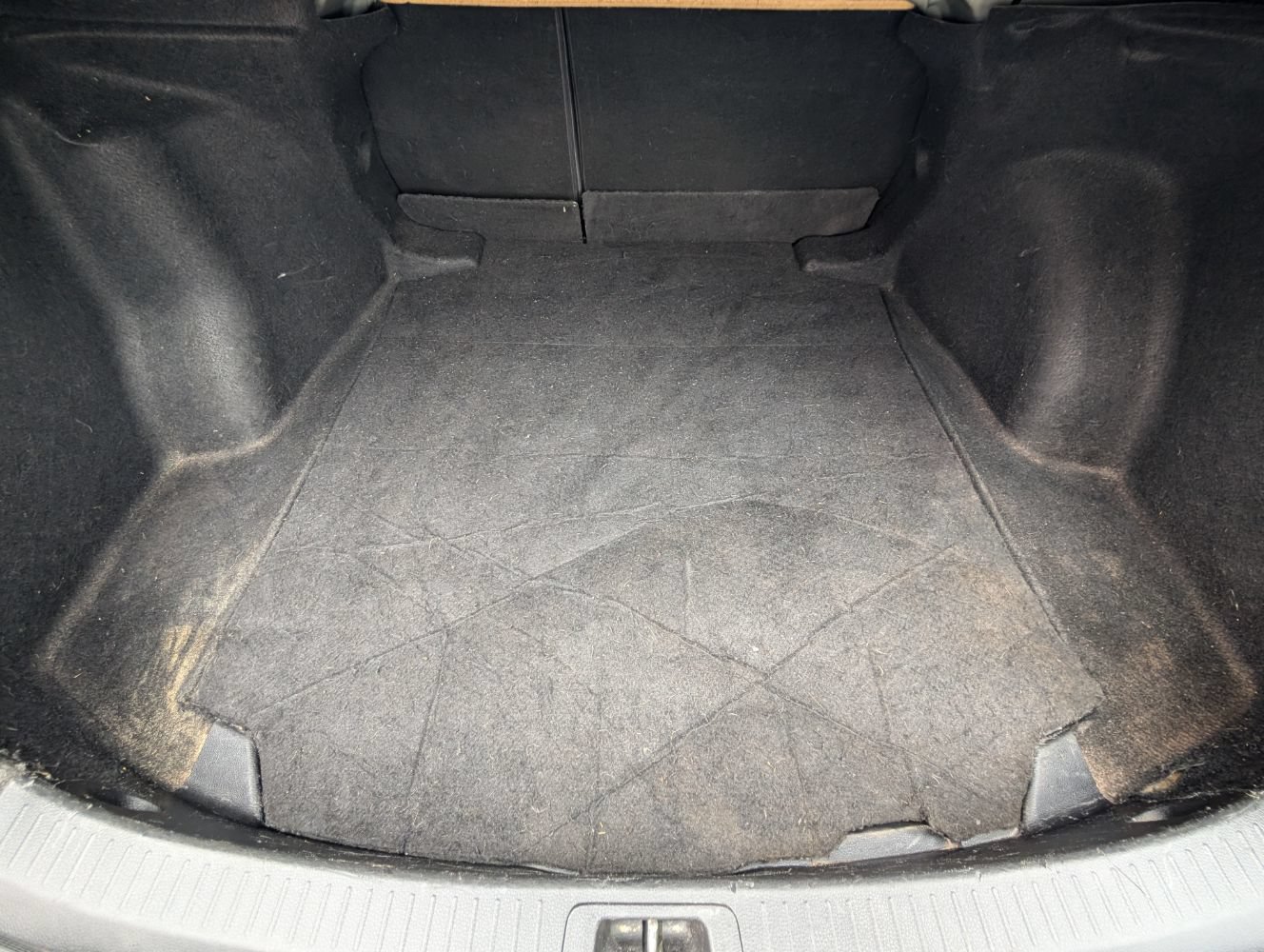 Used 2022 Toyota Corolla LE FWD image 19