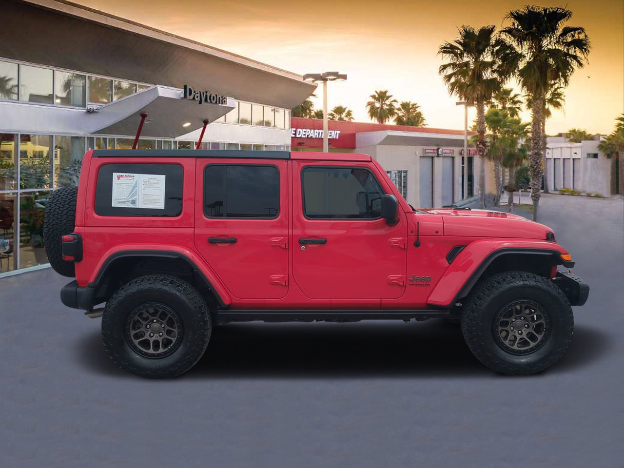 Used 2022 Jeep Wrangler Unlimited Rubicon w/ Xtreme Recon 35" Tire Package image 2