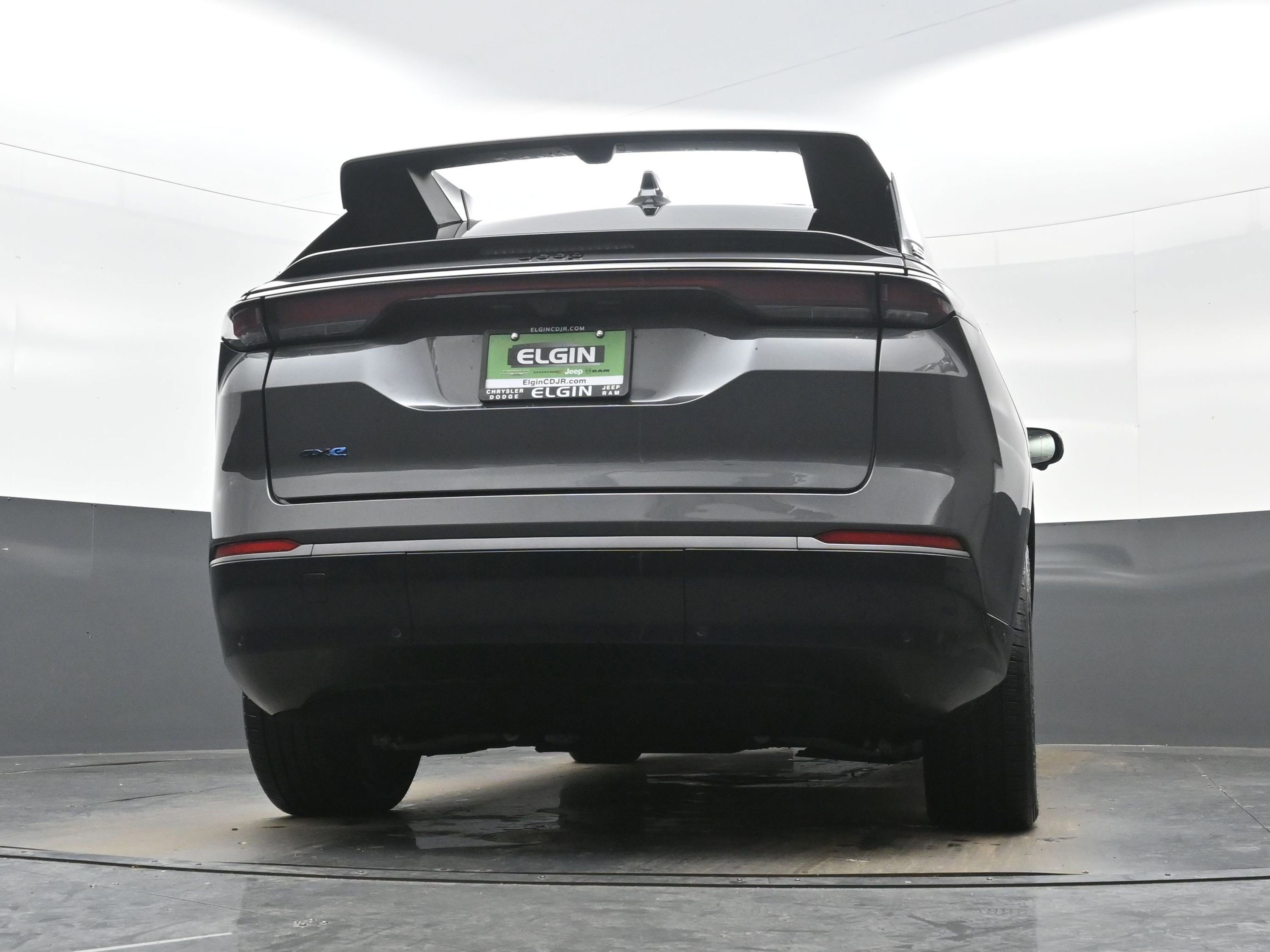 Used 2024 Jeep Wagoneer Launch Edition image 28