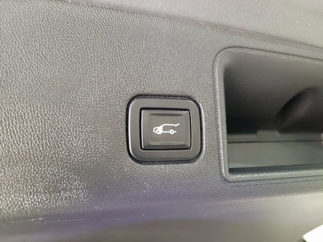 Used 2021 GMC Terrain SLT image 50