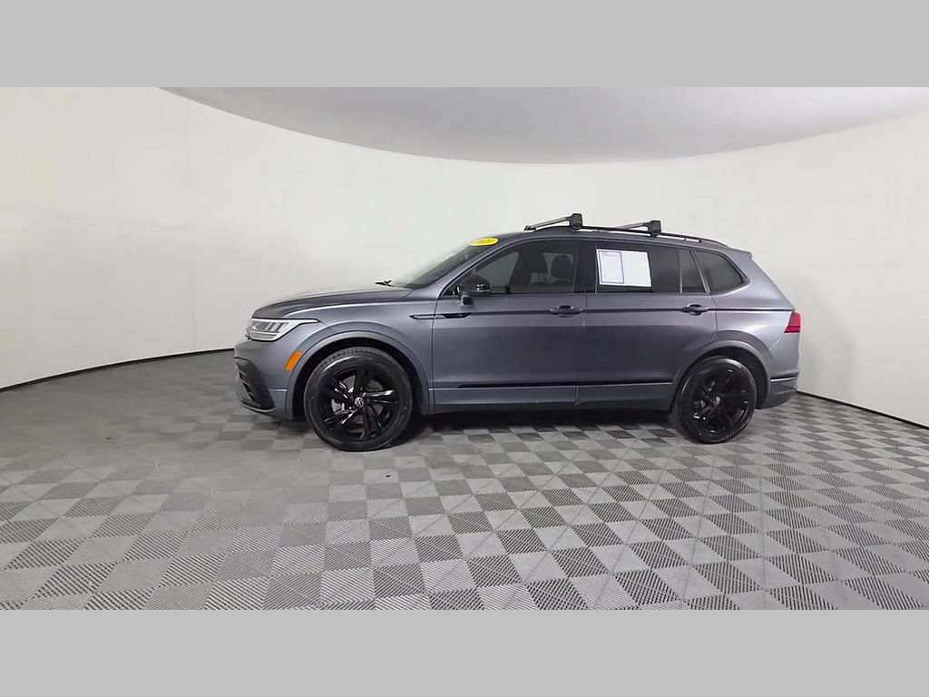 Used 2023 Volkswagen Tiguan SE R-Line FWD image 47