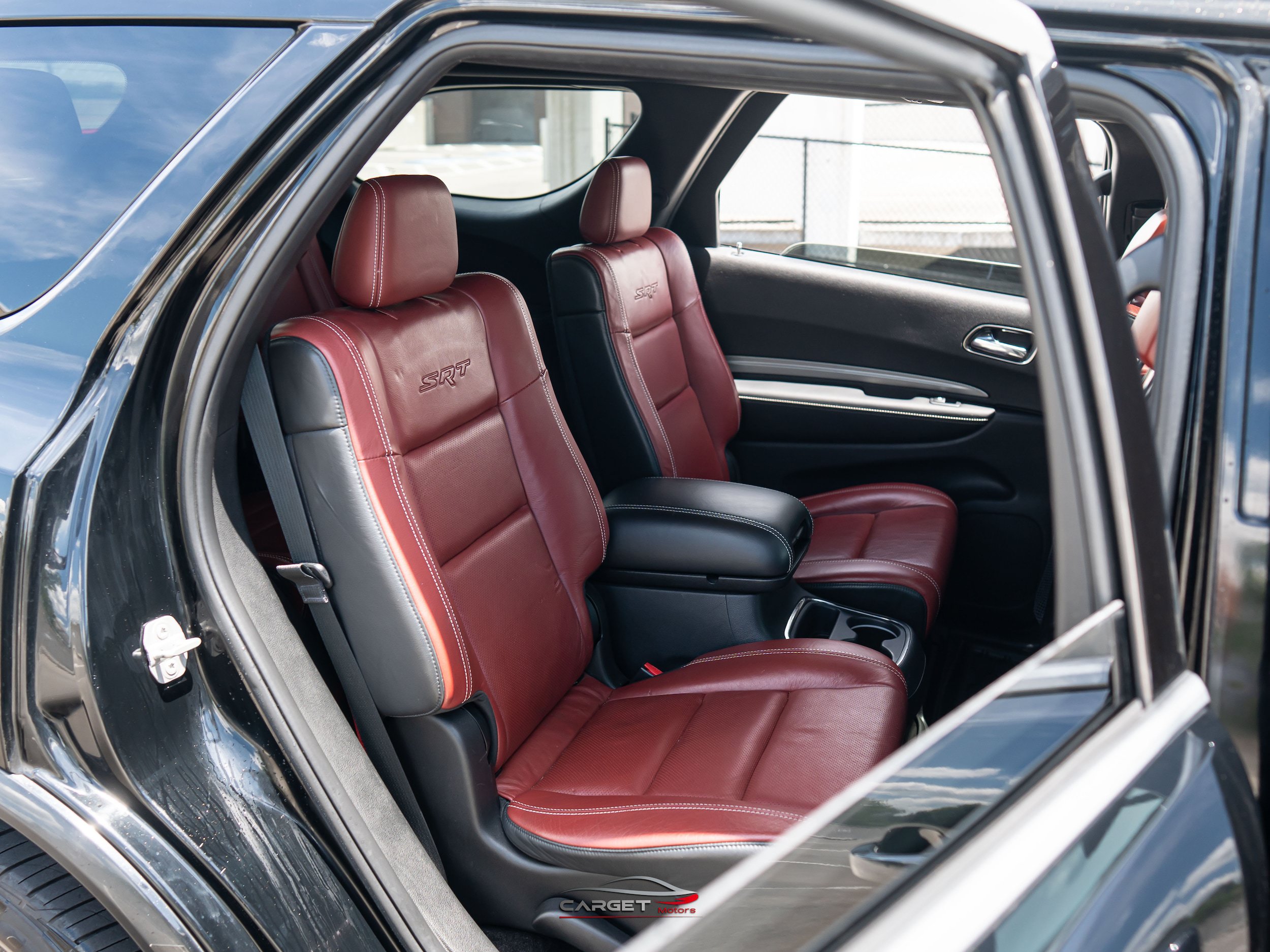 Used 2018 Dodge Durango SRT w/ Technology Group AWD/4WD image 18