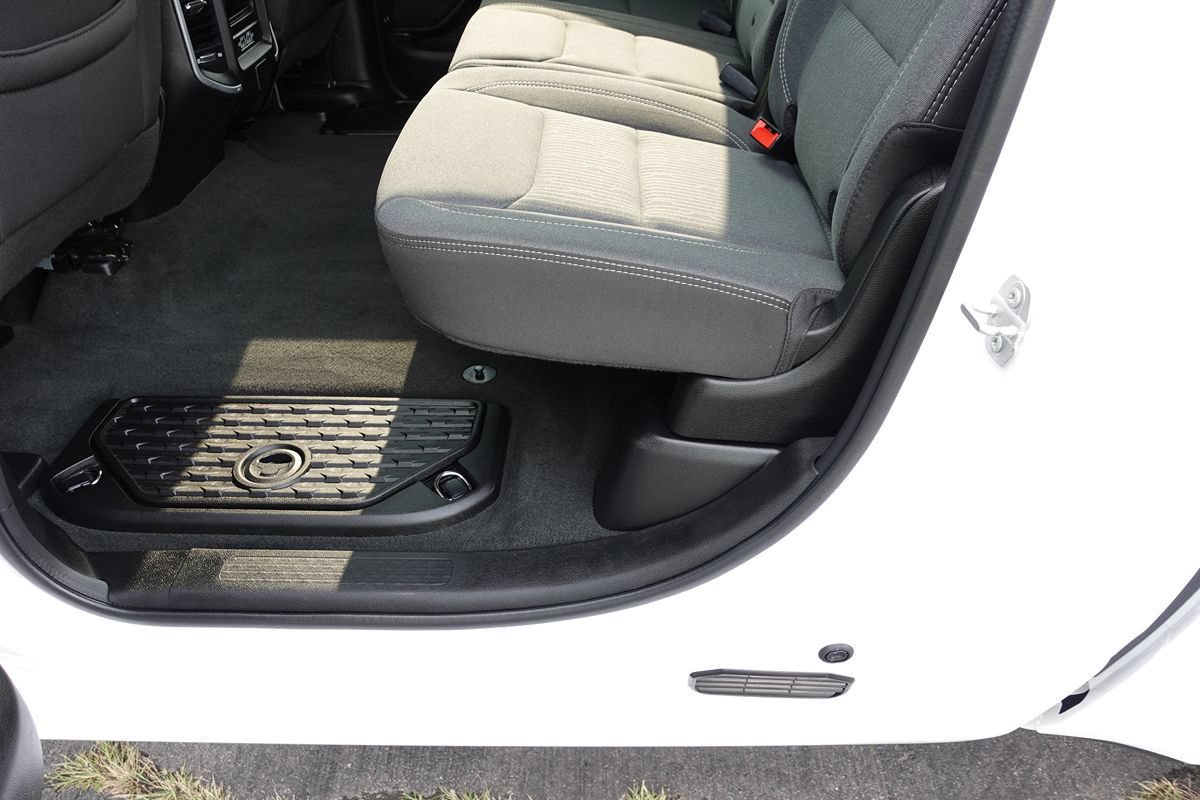 Used 2023 RAM 1500 Big Horn AWD/4WD image 22