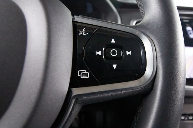 Certified 2023 Volvo XC90 B6 Ultimate AWD/4WD image 18
